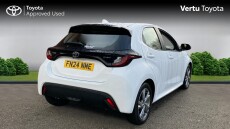 Toyota Yaris 1.5 Hybrid Icon 5dr CVT Hybrid Hatchback